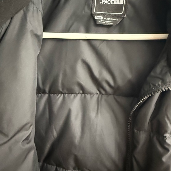 North face vest 550 - Picture 3 of 5